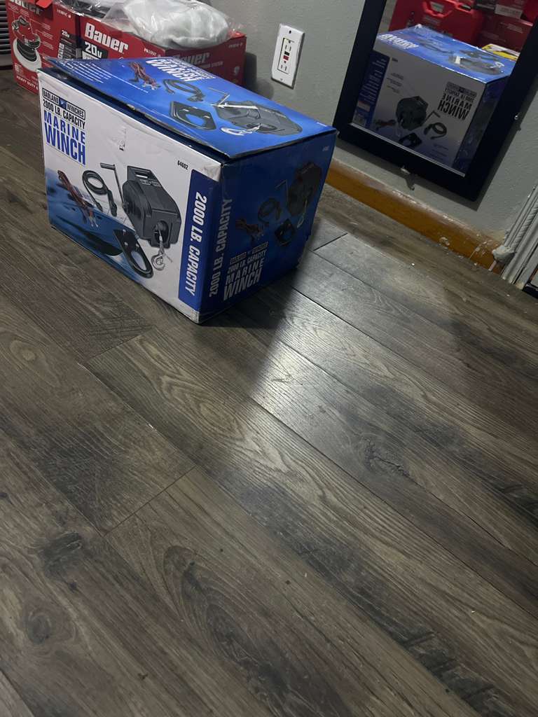 Winch Eléctrico 2000 lb Nuevo – Badland Marine Winch