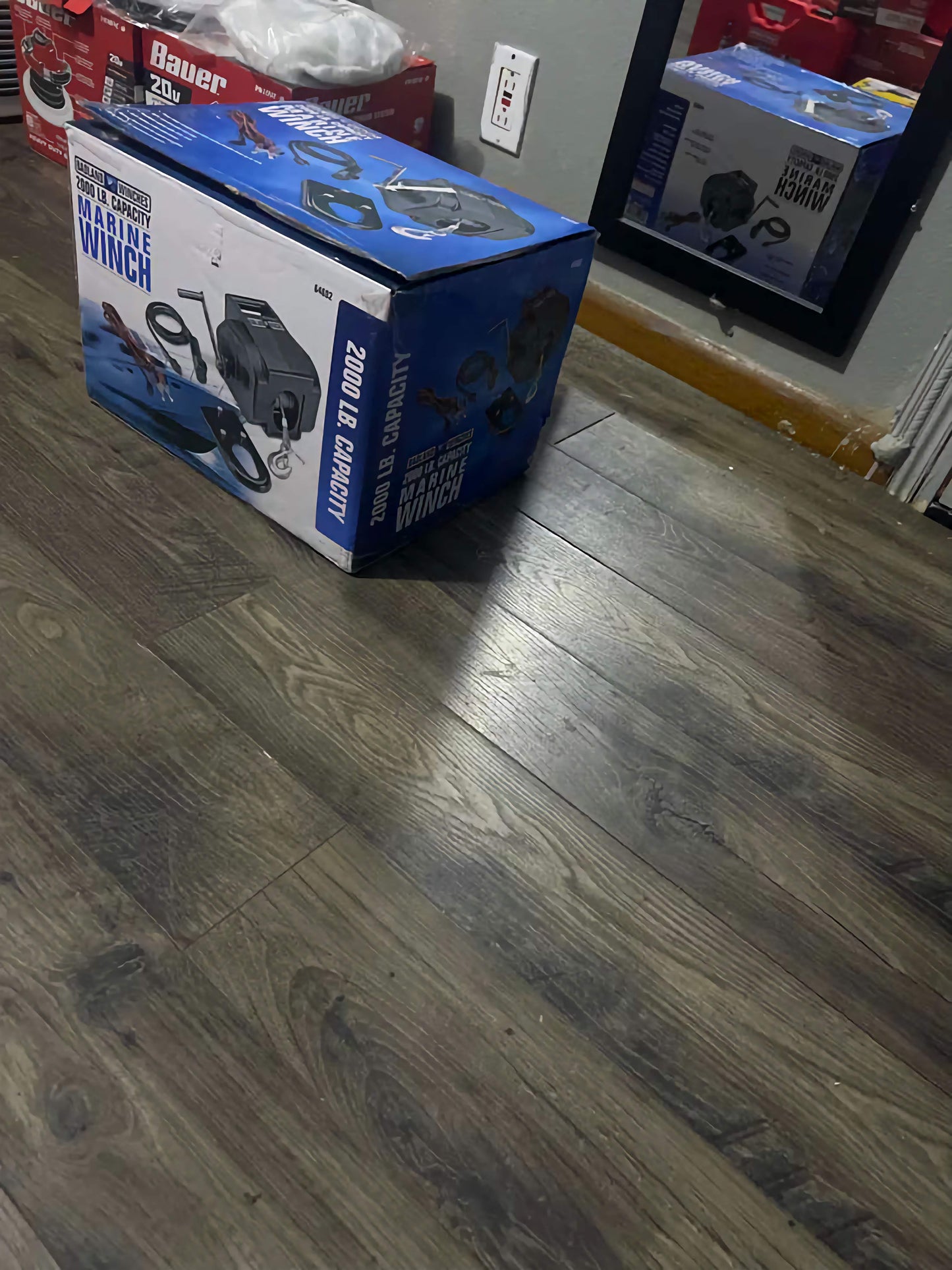 Winch Eléctrico 2000 lb Nuevo – Badland Marine Winch